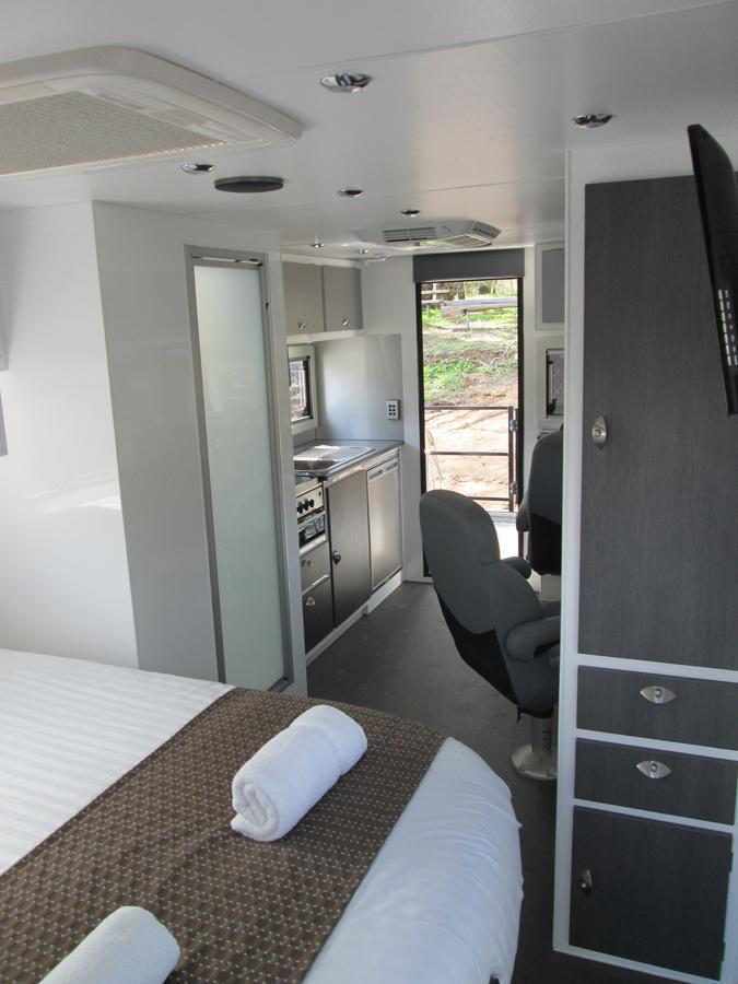 Moama On Murray Houseboats מראה חיצוני תמונה